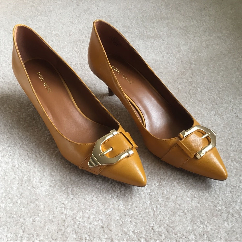 Nine West - Golden Kitty Heels